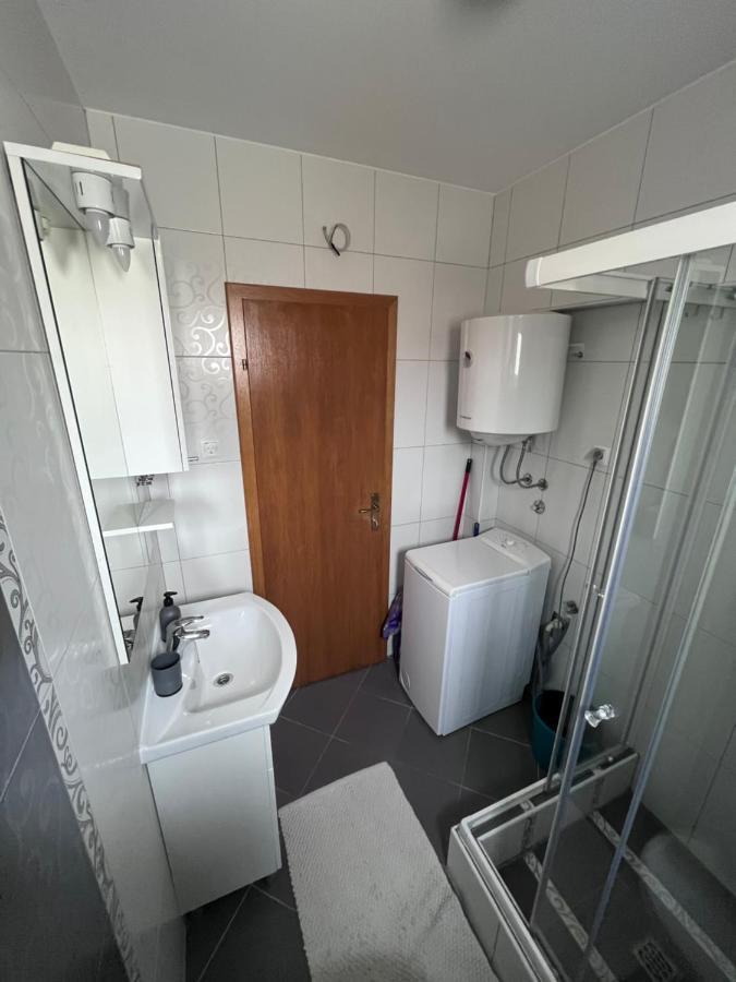 Apartment Popeye Makarska Eksteriør billede